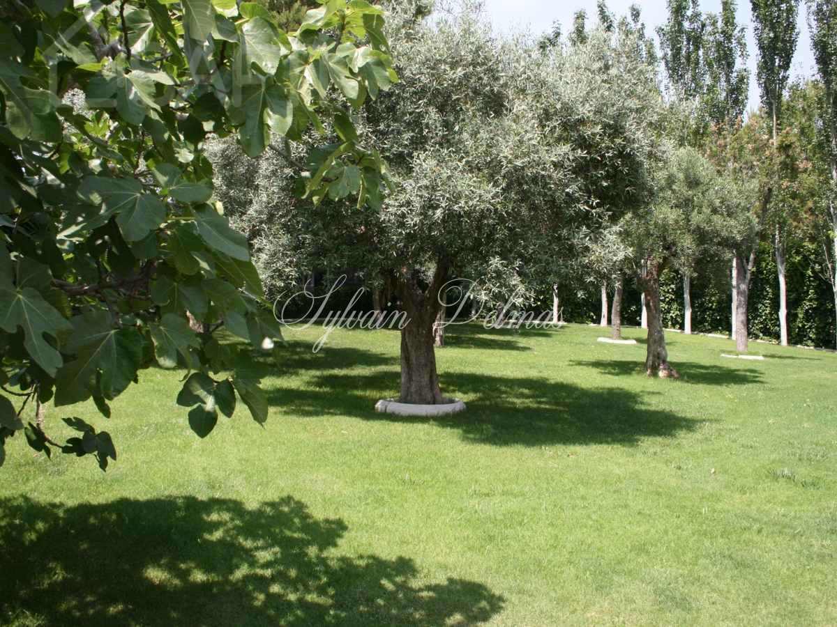 VILLA  ENTRE BARCELONE ET TARRAGONA
