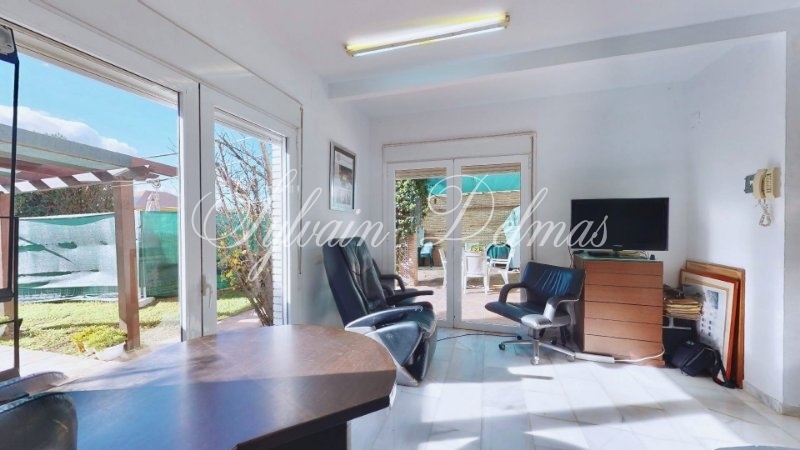 VILLA  BORD D EMER ENTRE MARBELLA ET MALAGA