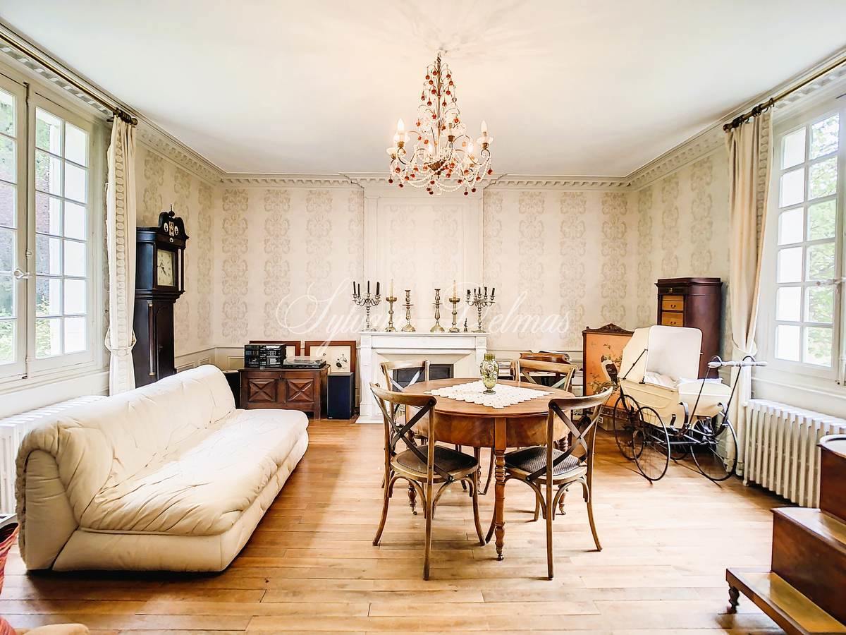 MAISON BOURGEOISE EST DE TOURS 450 M² SUR 3700M² DE TERRAIN