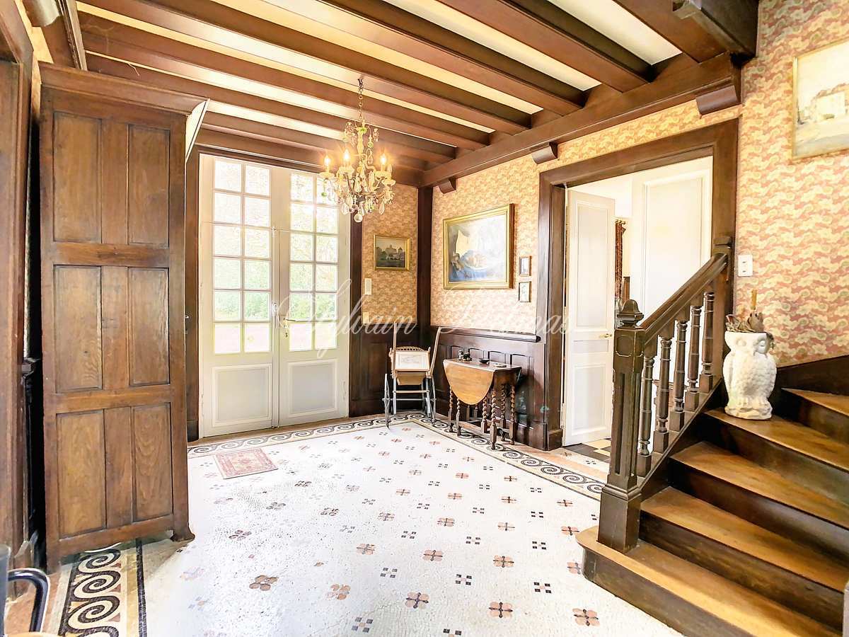 MAISON BOURGEOISE EST DE TOURS 450 M² SUR 3700M² DE TERRAIN