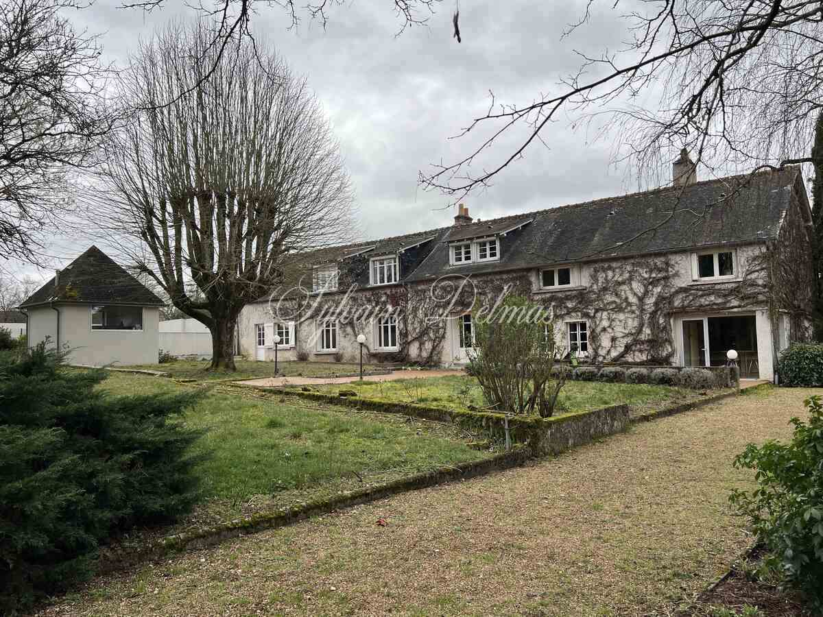 PROPRIETE SUR 1.5 HECTARES EN PERIPHERIE DE TOURS SUD