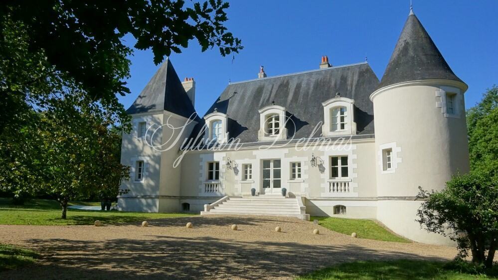 Château moderne, construit au XXème siècle