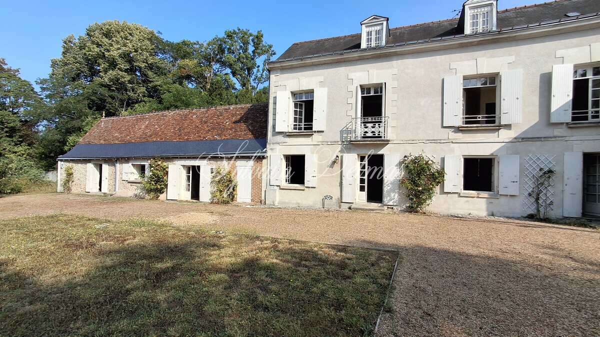 OFF MARKET EN EXCLU. A St. Cyr sur LOIRE. 1.250M€