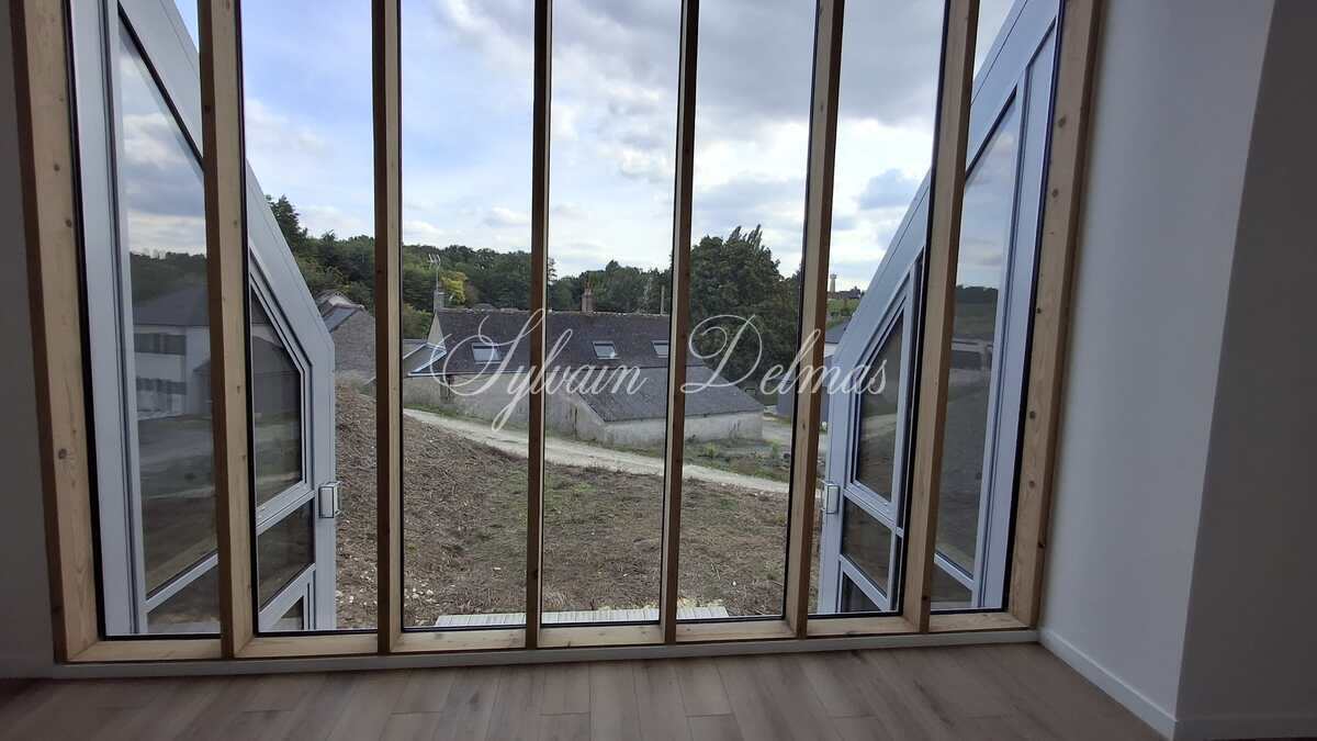 Maison contemporaine atypique à vendre 6 pièces proche de TOURS.