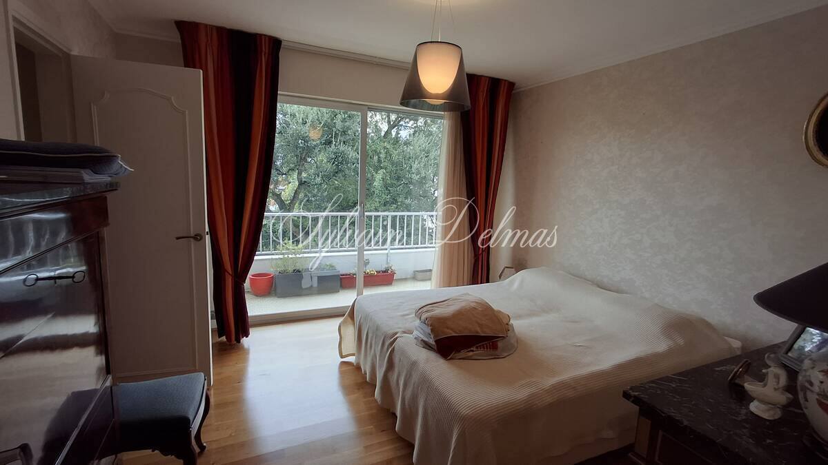 Superbe appartement de 150m2 ultra lumineux aux jardin des Prébendes à Tours
