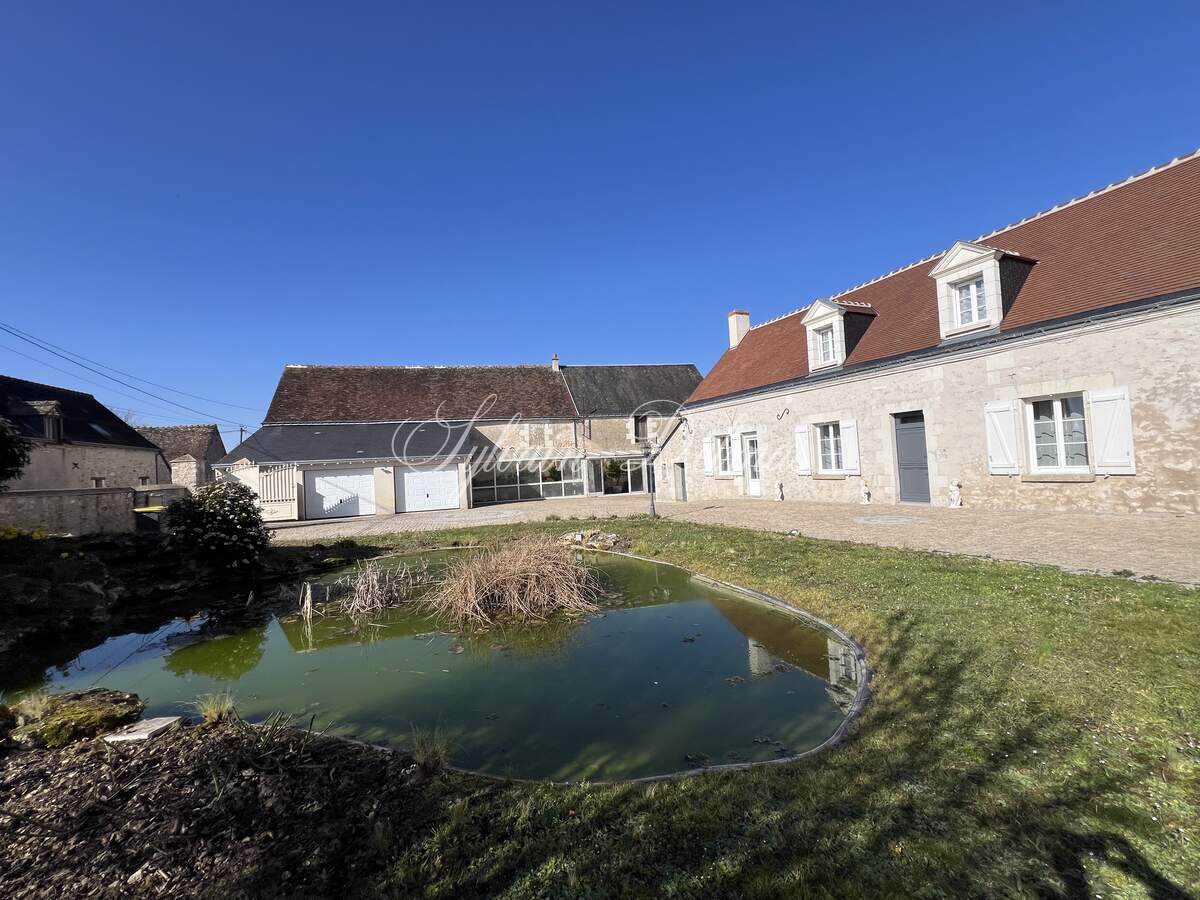 A 30 minutes de Tours proche de Bléré, propriètè atipique restaurèe