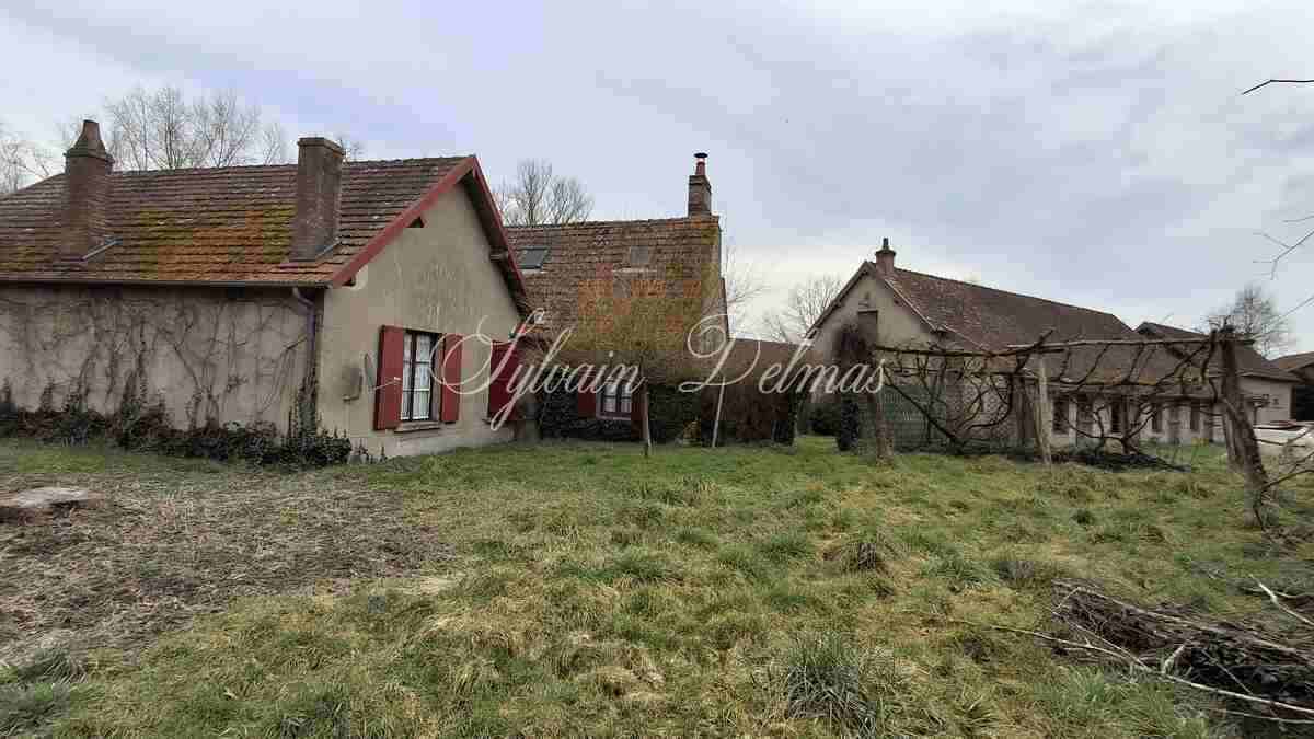 Propriété de chasse en Sologne s'étendant sur 84 hectares a 15 min de Romorantin.