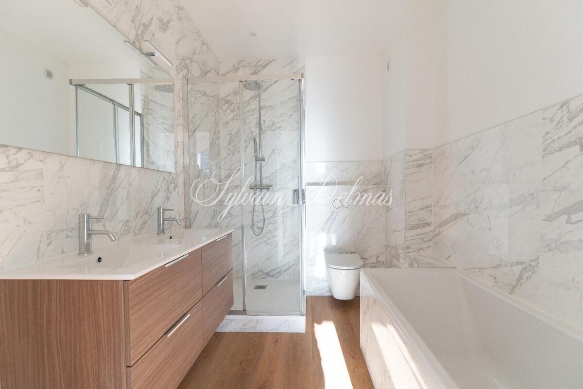 Appartement lumineux aux halles a Tours