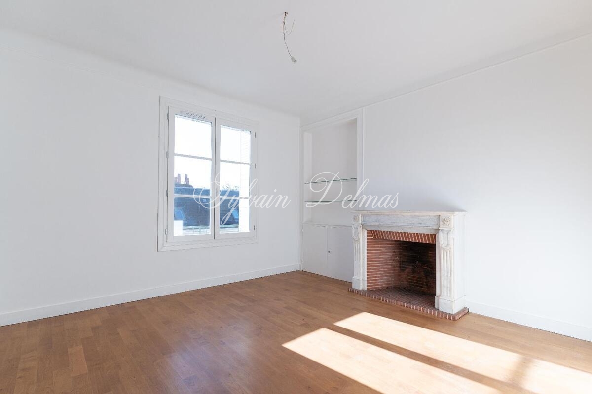 Appartement lumineux aux halles a Tours