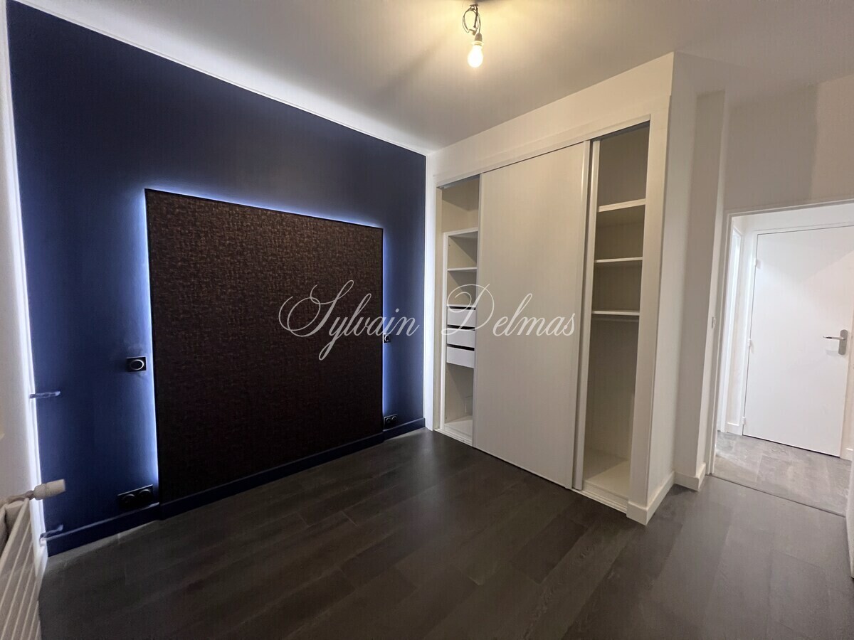 Appartement T2 rez de chaussée à Saint Cyr sur LOIRE