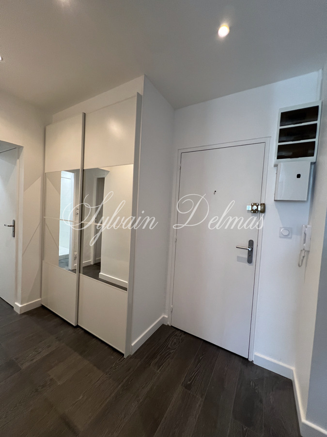 Appartement T2 rez de chaussée à Saint Cyr sur LOIRE