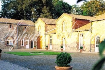Un véritable bijou au cœur de la Vendée, le Domaine est un lieu empreint d'élégance italienne et d'histoire. 