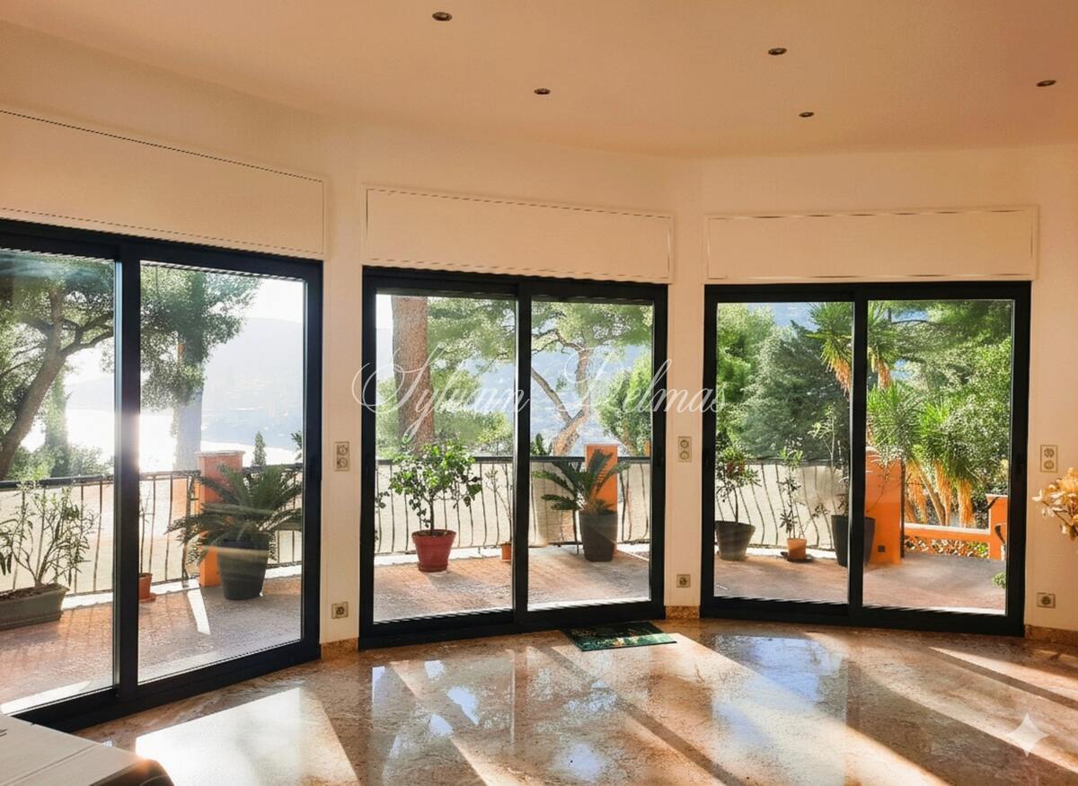 French Riviera, Propriété d’exception de 1500 m² aux portes de la Principauté de Monaco