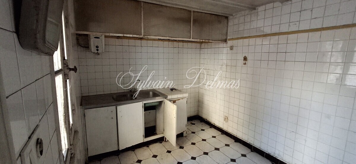 OPPORTUNITÈ RARE MAISON XIXÈME A RESTAURER TOTALEMENT CETRE DE TOURS