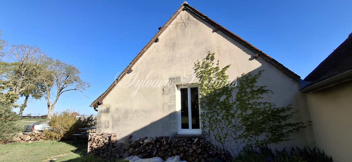 Magnifique château prêt à emménager, a 20min de Tours ! Prenez simplement les clés et installez-vous...