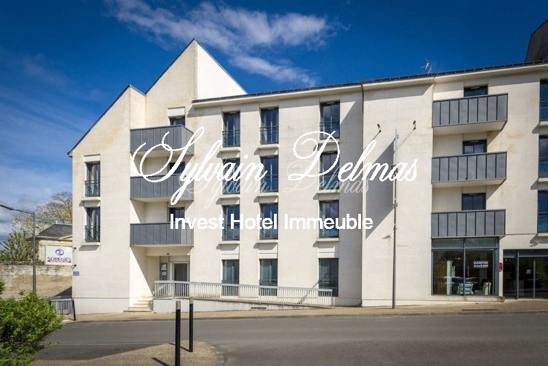 Château — Chateau - 10 pièces - 1200m²