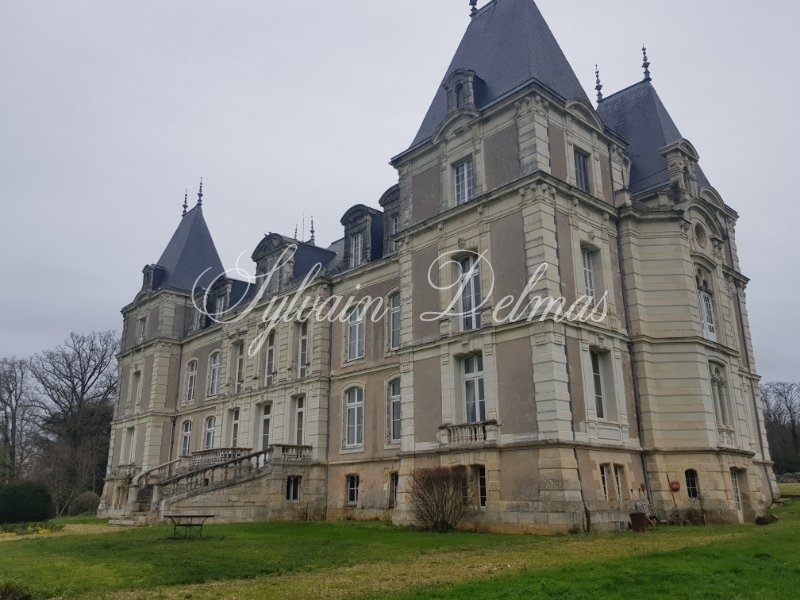Château — Chateau - 20 pièces - 1200m²
