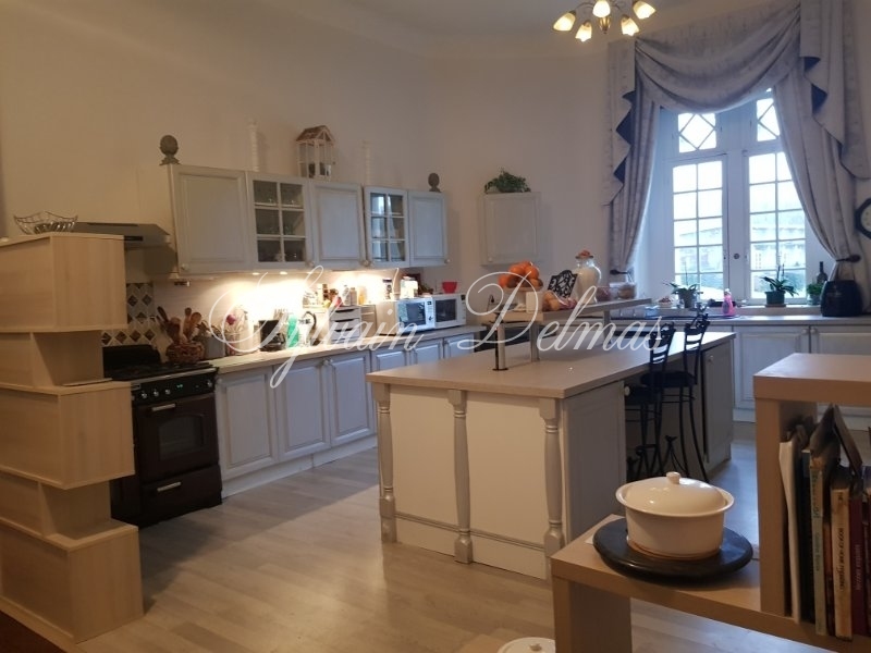 Château — Chateau - 20 pièces - 1200m²