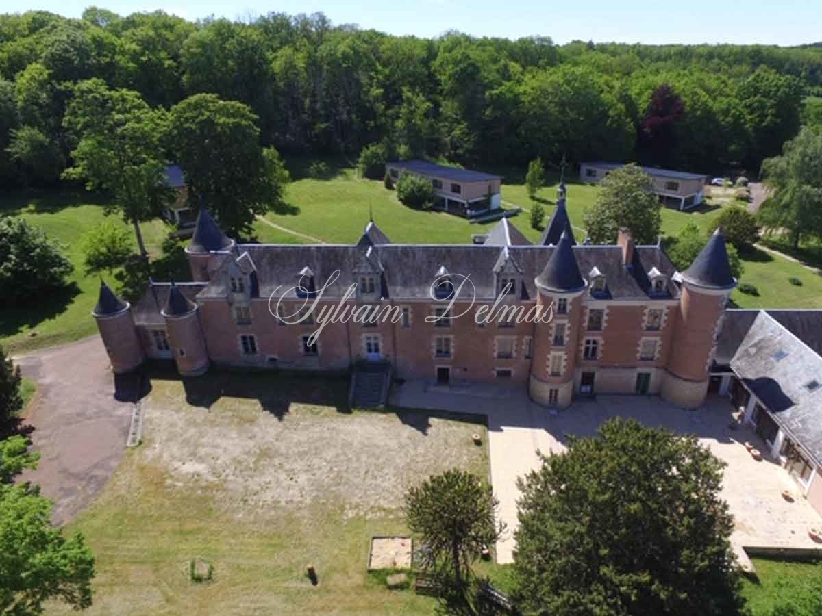 Château — Chateau - 988m² - 30 Ha