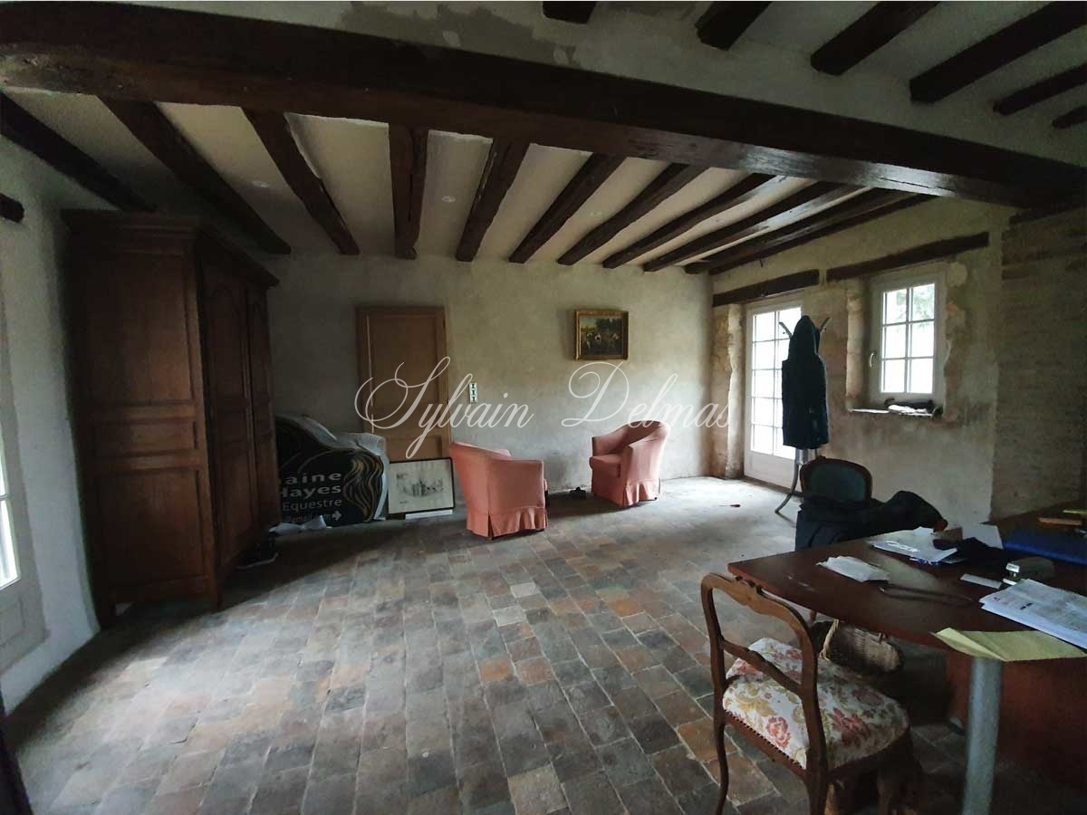 Château — Chateau - 15 pièces - 1200m²