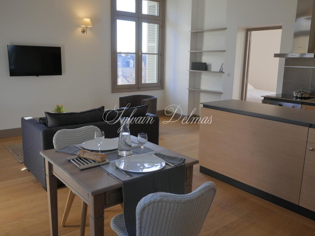 Immeuble de standing — Immeuble de rapport - Centre TOURS - 8 appartements