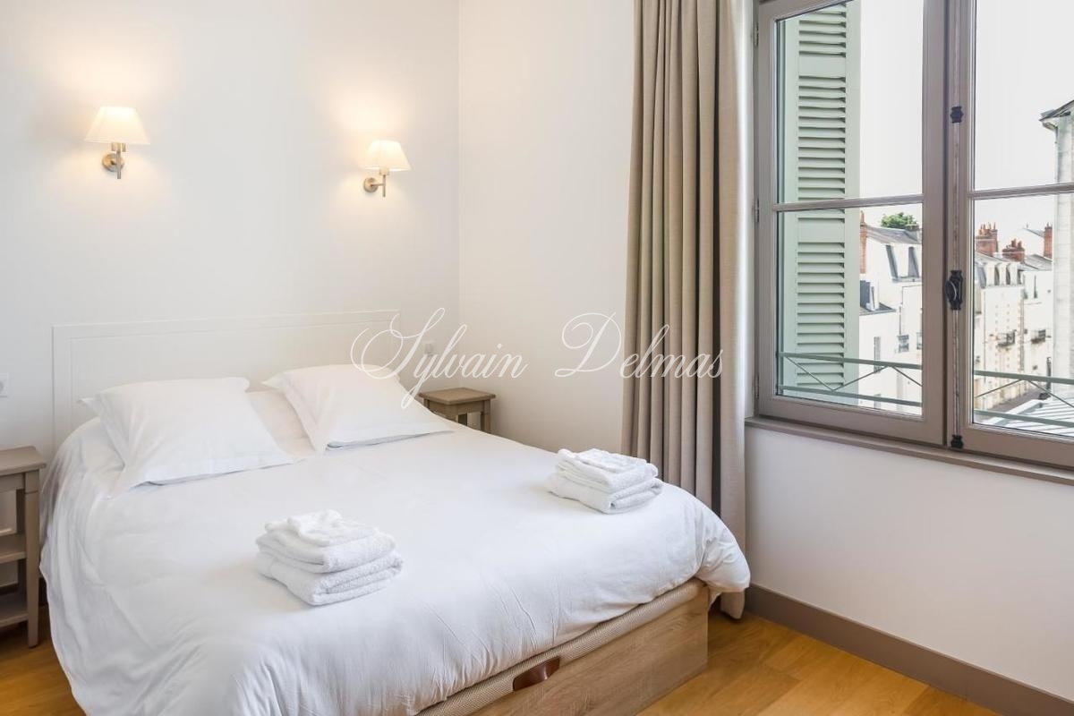 Immeuble de standing — Immeuble de rapport - Centre TOURS - 8 appartements