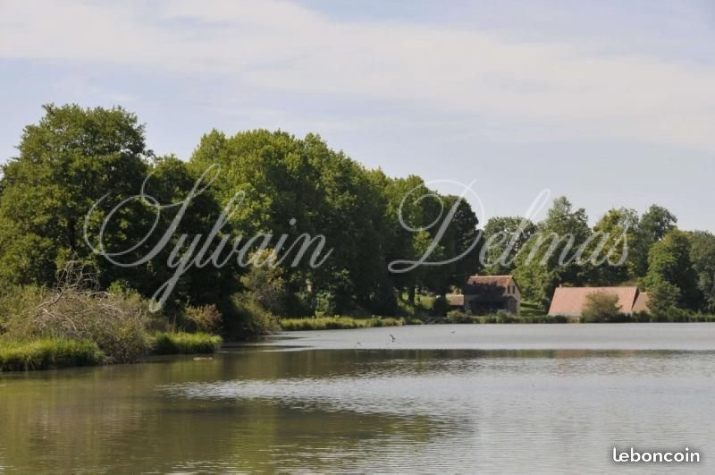 Château — Domaine chasse et pêche - 40 Ha