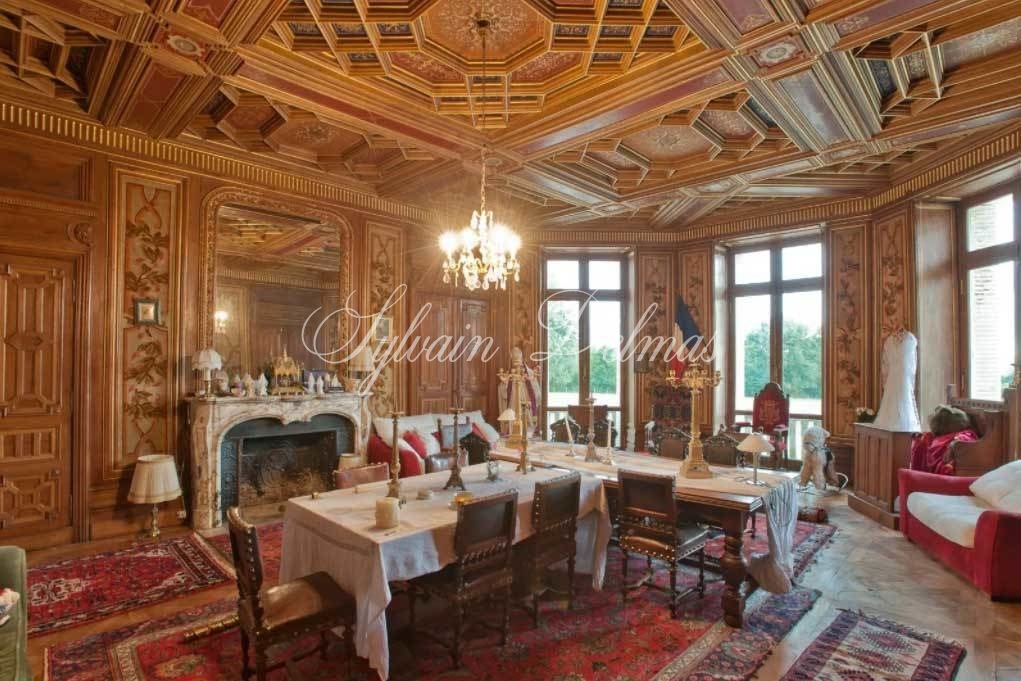 Château — Merveille du XIXe entièrement restauré