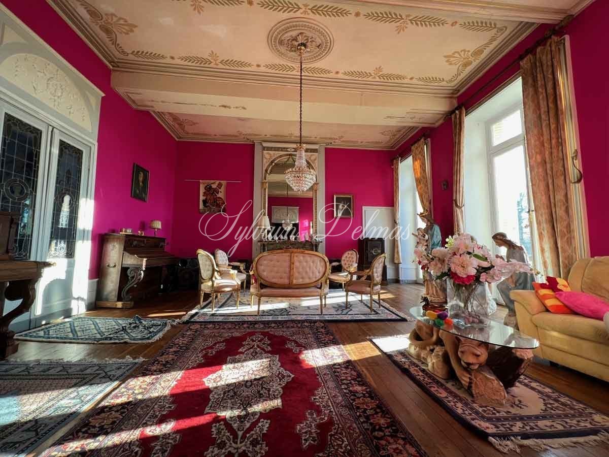 Château — Merveille du XIXe entièrement restauré