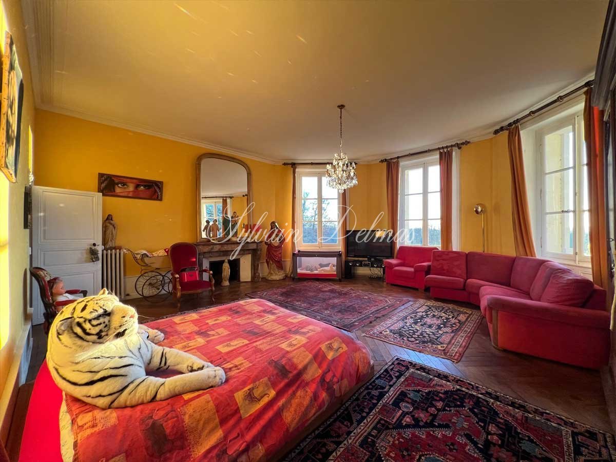 Château — Merveille du XIXe entièrement restauré