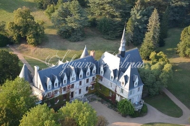 Château proche de Tours