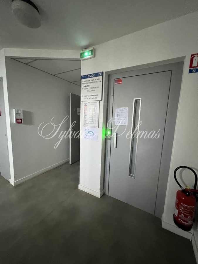 Immeuble de standing — IMMEUBLE DE RAPPORT