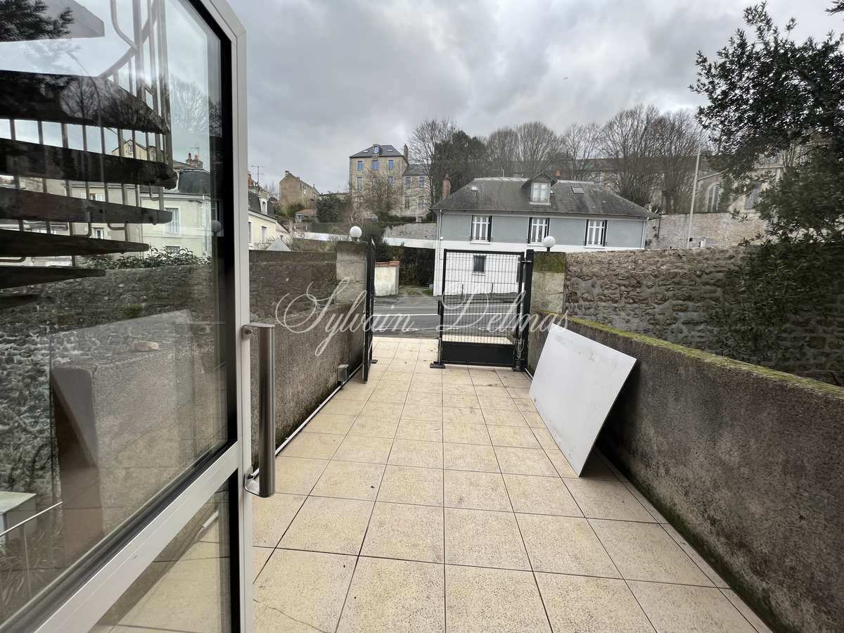 Immeuble de standing — IMMEUBLE DE RAPPORT