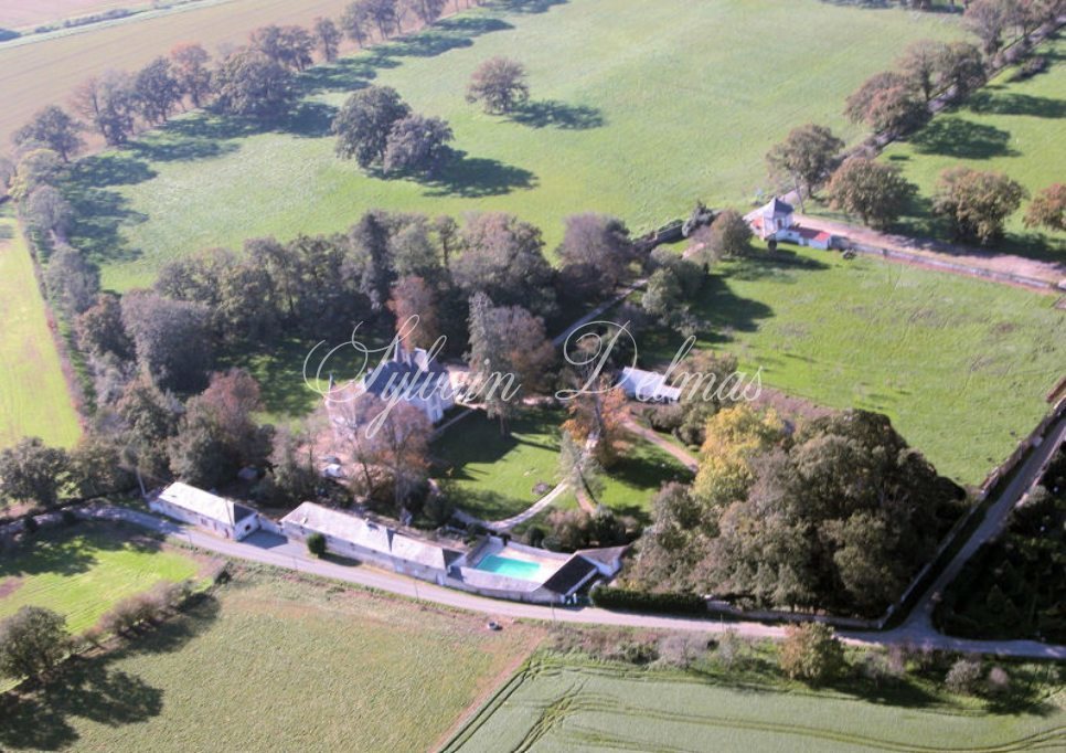 Château à 30 minutes de la cote Atlantique