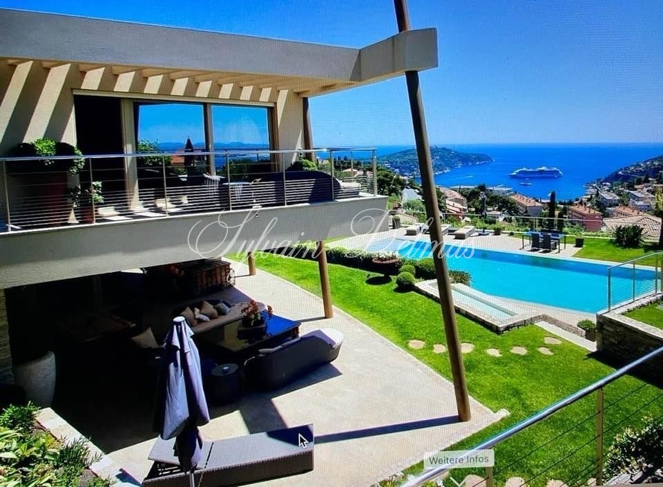Somptueuse villa récente à Villefranche sur Mer