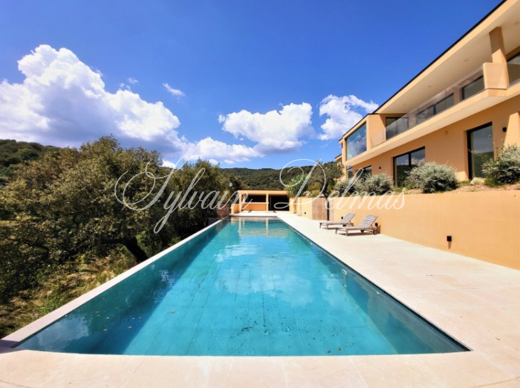 VILLA PROCHE SAINT TROPEZ