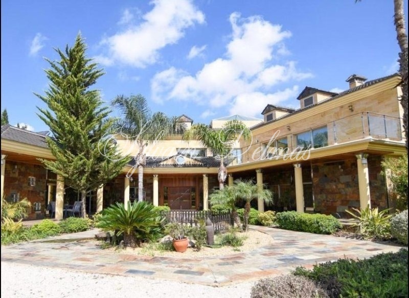 VILLA AU SUD D' ALICANTE