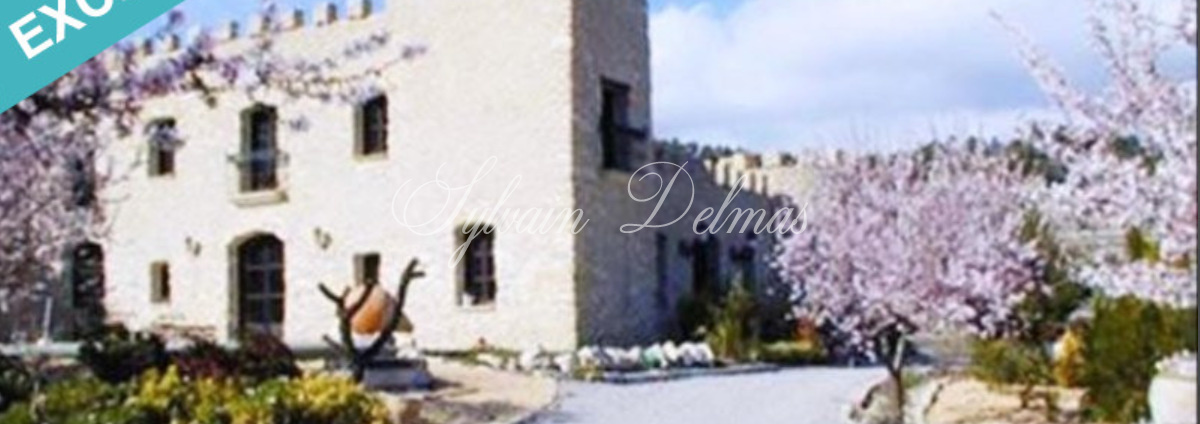 Château — CHATEAU EN ESPAGNE