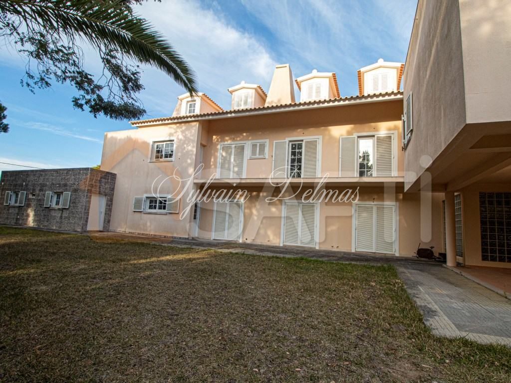 VILLA AU PROCHE DE LISBONNE