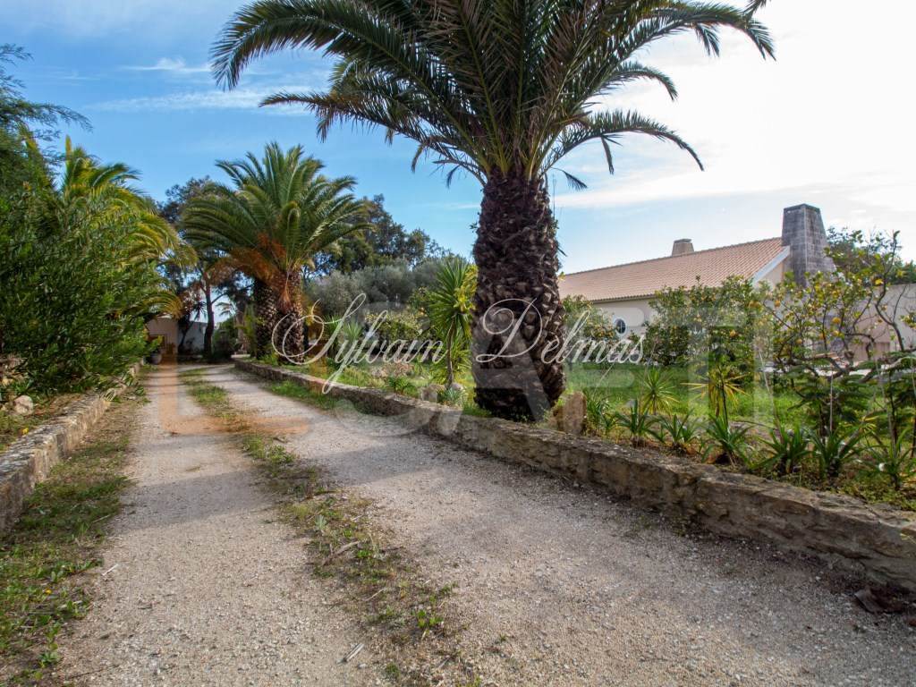 VILLA AU PROCHE DE LISBONNE