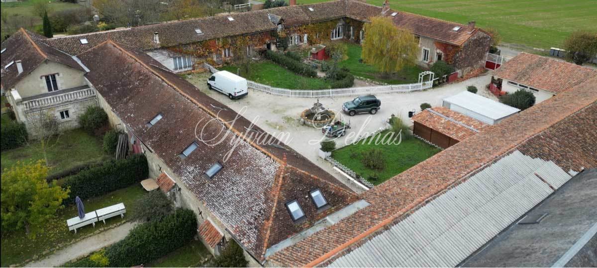 Domaine — GRANDS  GITES ET MARIAGES EN TOURAINE