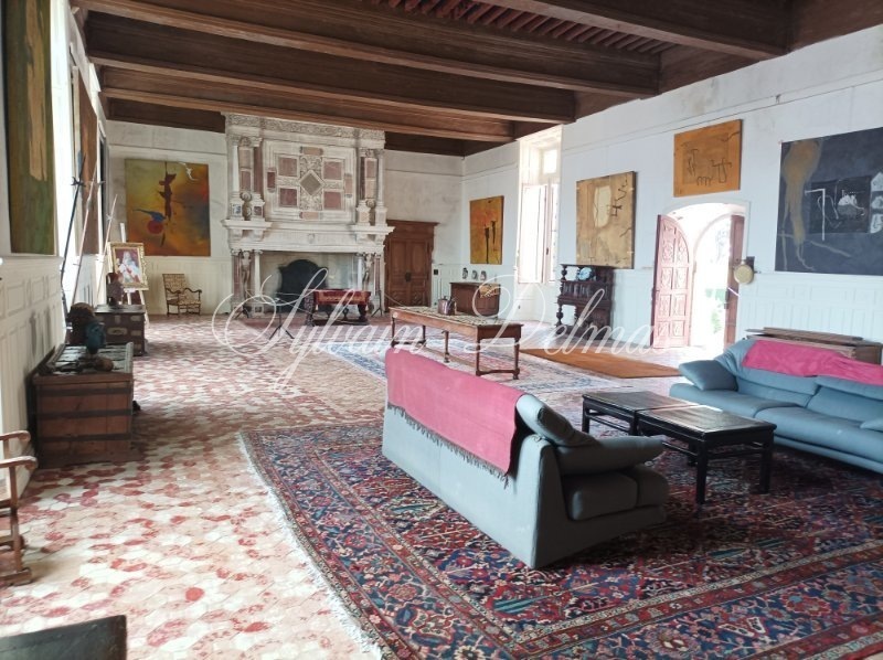 Château — CHATEAU DANS LE LOT ET GARONNE