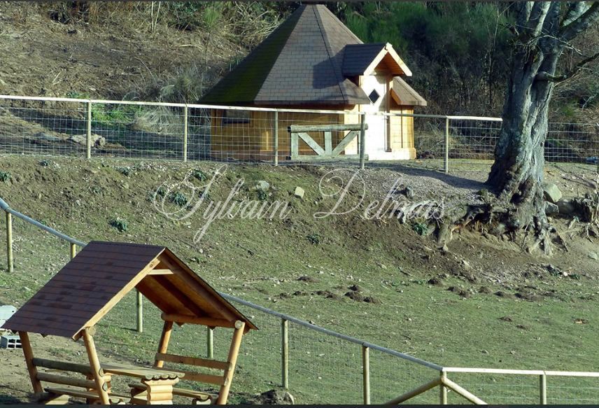MANOIR EN PLEINE NATURE