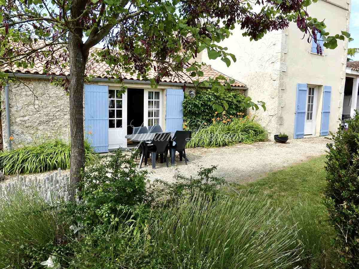 Manoir et gîtes d'exception entre Bergerac / Sarlat et Agen