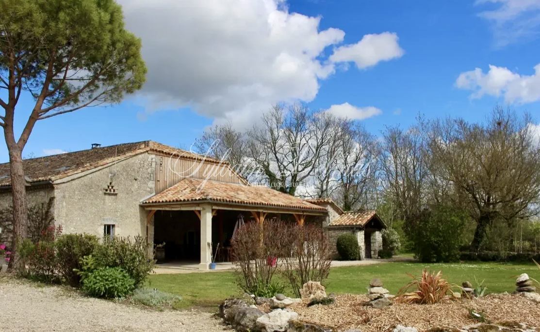 Manoir et gîtes d'exception entre Bergerac / Sarlat et Agen