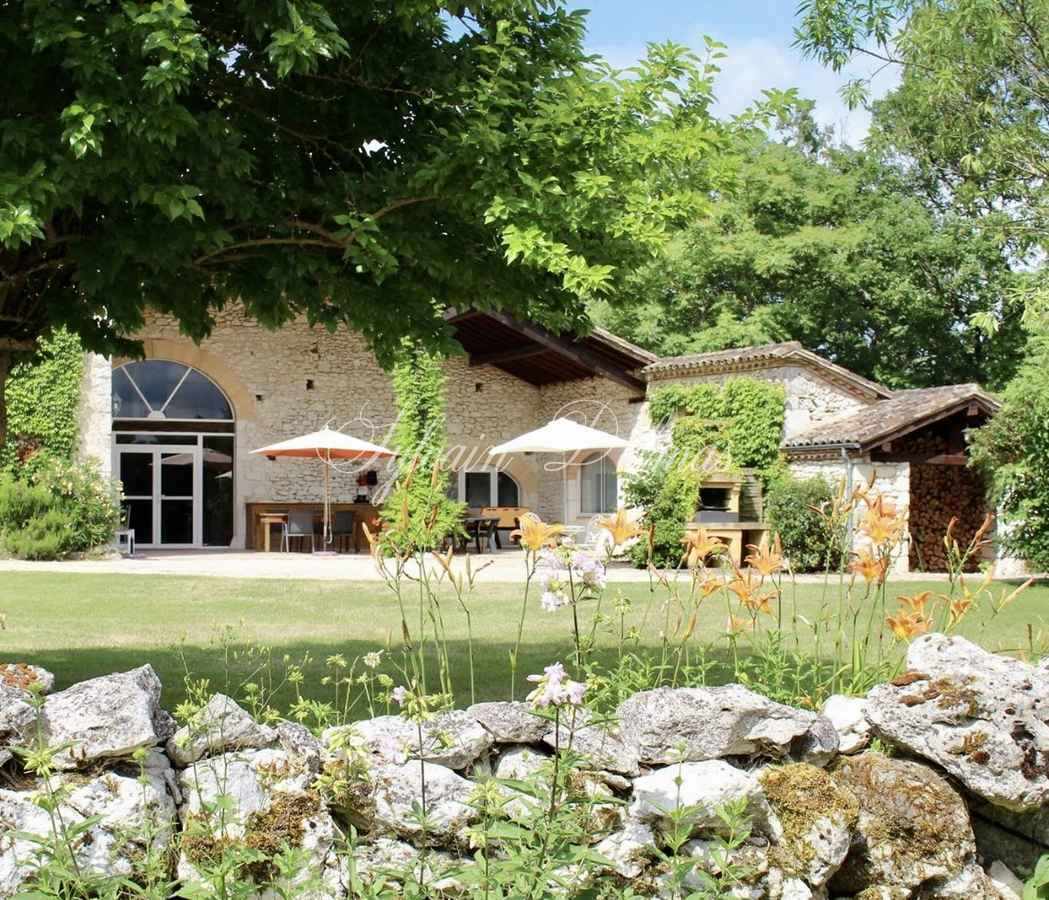 Manoir et gîtes d'exception entre Bergerac / Sarlat et Agen