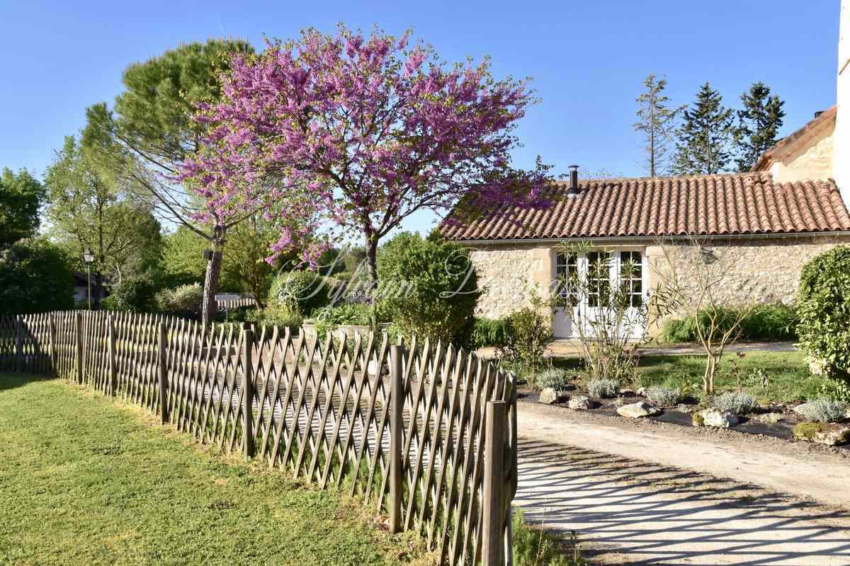 Manoir et gîtes d'exception entre Bergerac / Sarlat et Agen