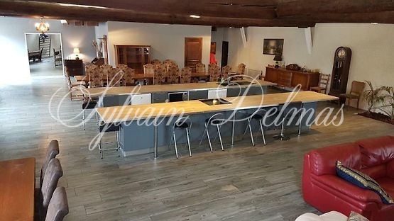 Maison provençale — GRAND GITE à quelques minutes des plages de la Méditerranée a sasir