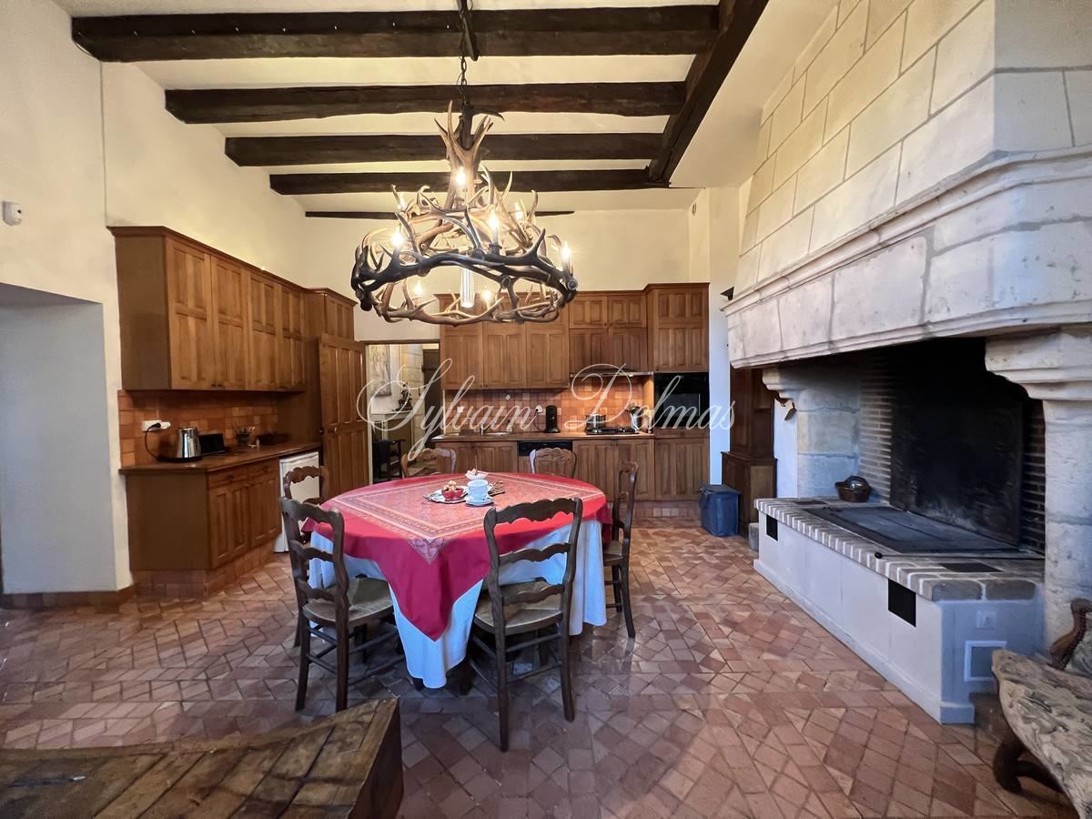 Château — Manoir du XV° à 20 minutes de Tours entièrement restauré