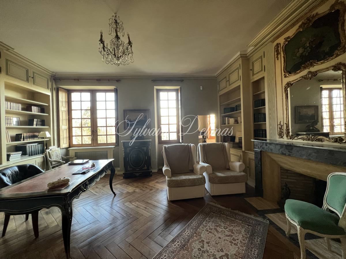 Château — Manoir du XV° à 20 minutes de Tours entièrement restauré